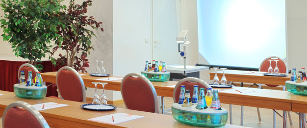 Die Tagungsräume der Kim Hotels Dresden können für Ihre Tagungen je nach gebuchtem Paket individuell ausgestattet werden.